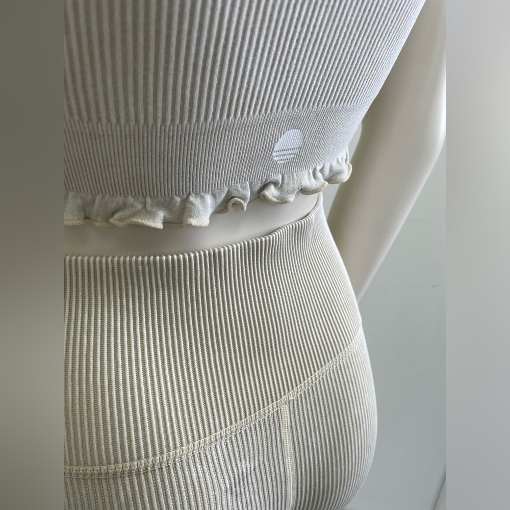 Bra - Short Set - Picture 6 of 16